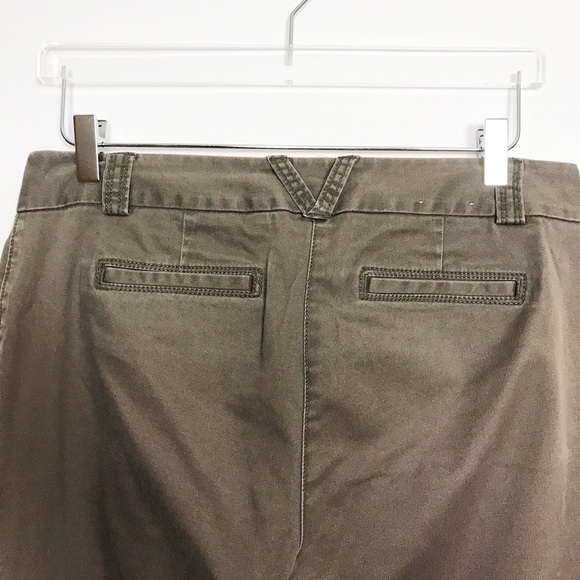 J. Crew Factory City Fit Stretch Khakis Size 8S - Picture 5 of 8